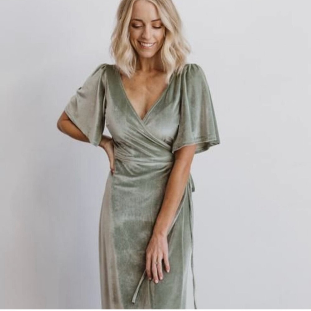 Baltic Born Green Sheath Maxi Dress with Flutter Sleeves